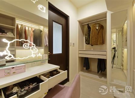 95平旧房翻新简约风格装修效果图