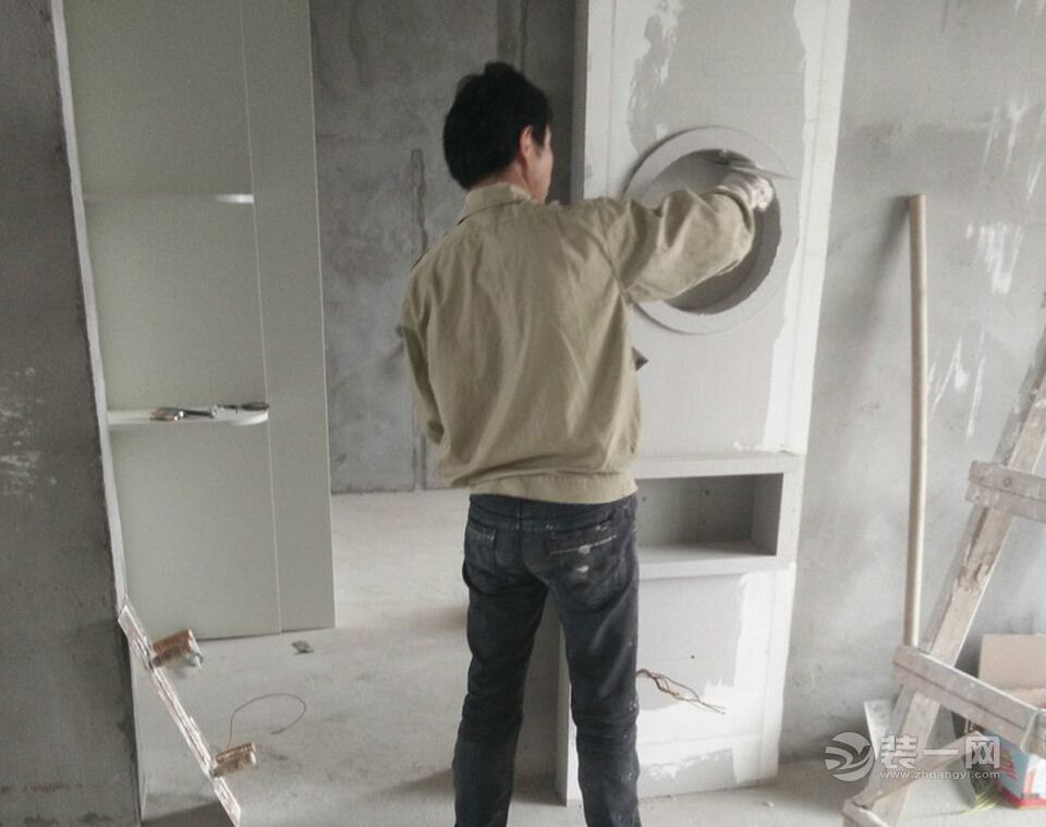 重庆装饰网装修日记之仿瓷进场